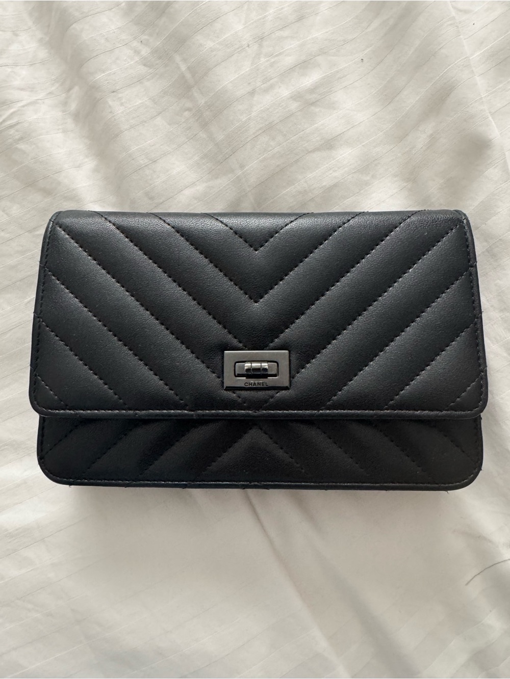 Chanel limited edition “SO BLACK” 2.55 reissue wallet on chain